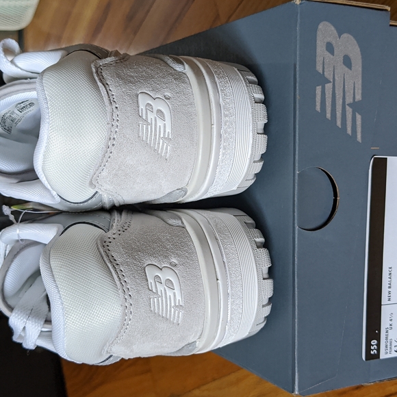 New Balance 550 - Womens 6.5 - Picture 5 of 9